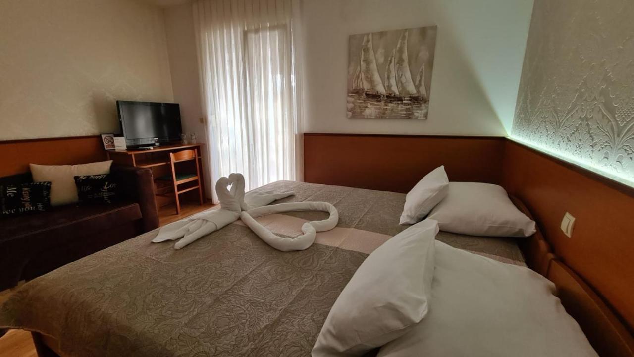 Sobe/Rooms Riva ザダル エクステリア 写真