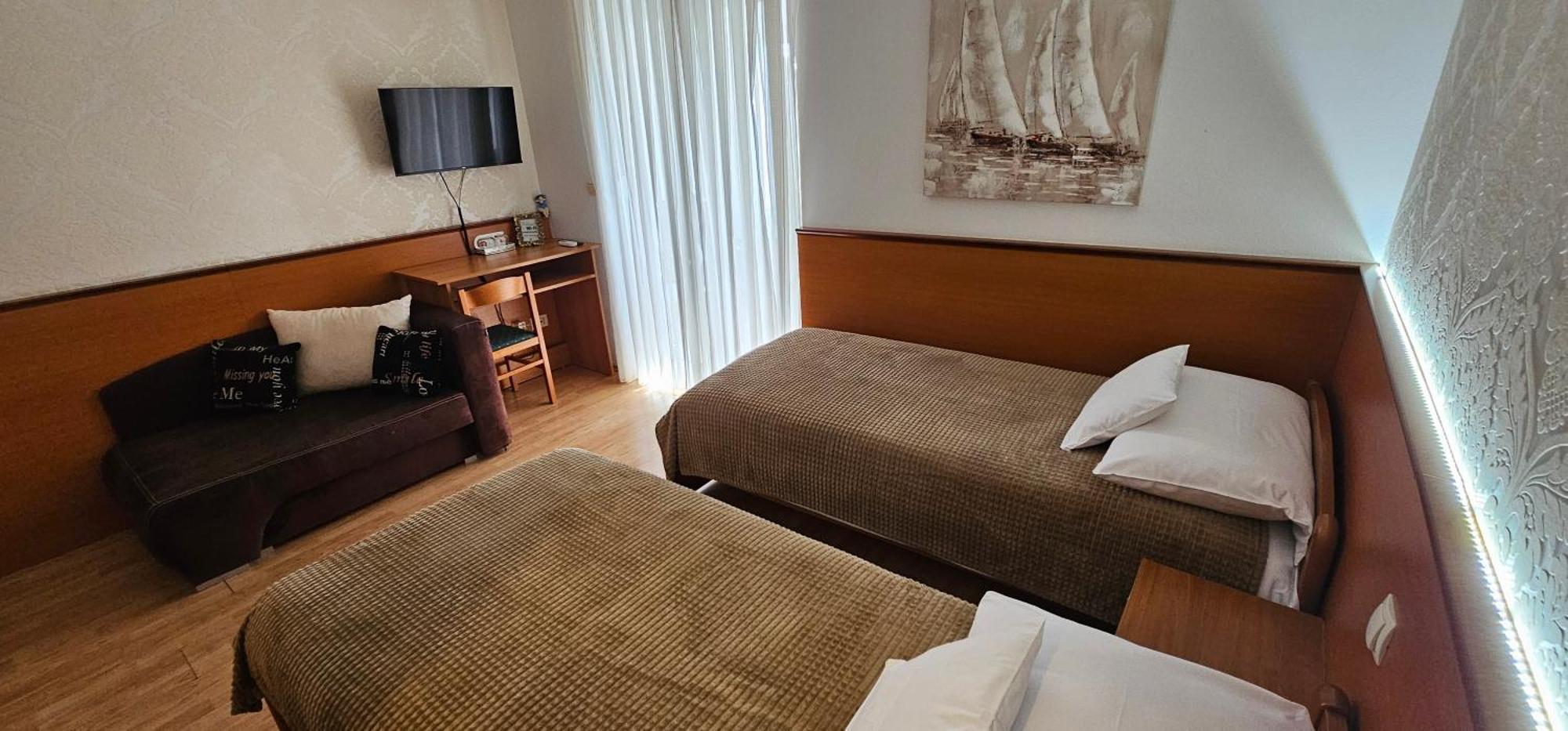 Sobe/Rooms Riva ザダル エクステリア 写真