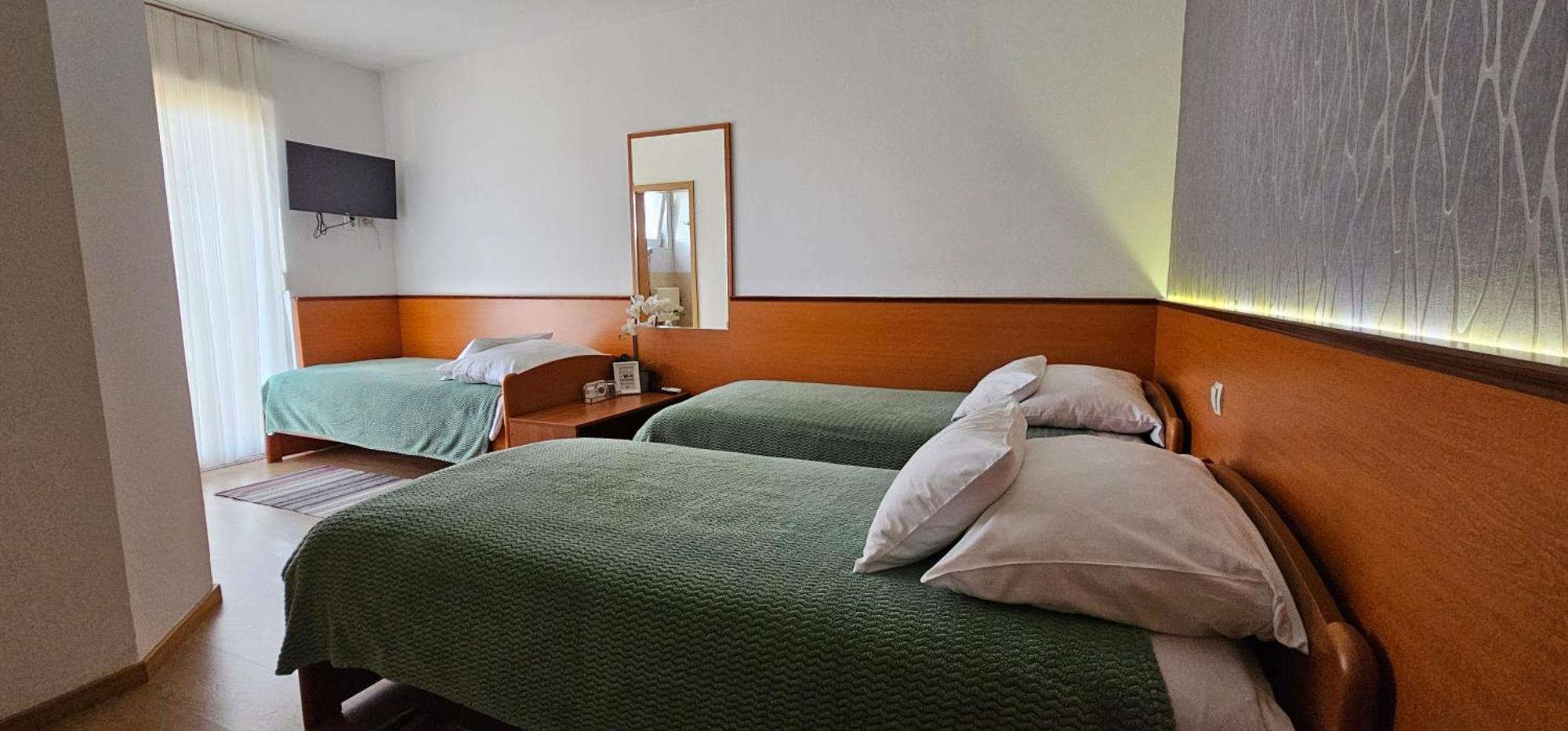 Sobe/Rooms Riva ザダル エクステリア 写真